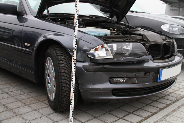 BMW Frontschaden Gutachten - Aufnahme